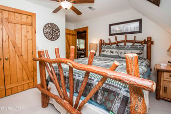 218 Ace Gap Rd, Townsend, TN 37882