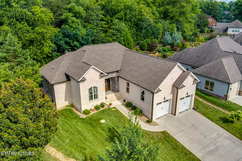 218 Chatuga Way, Loudon, TN 37774