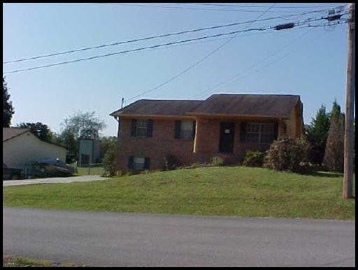 218 Doe Run Blvd, Clinton, TN 37716