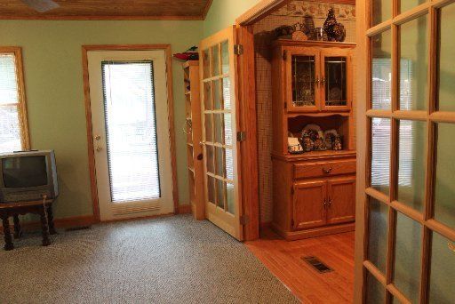 218 Foxfire Ln, Kingston, TN 37763