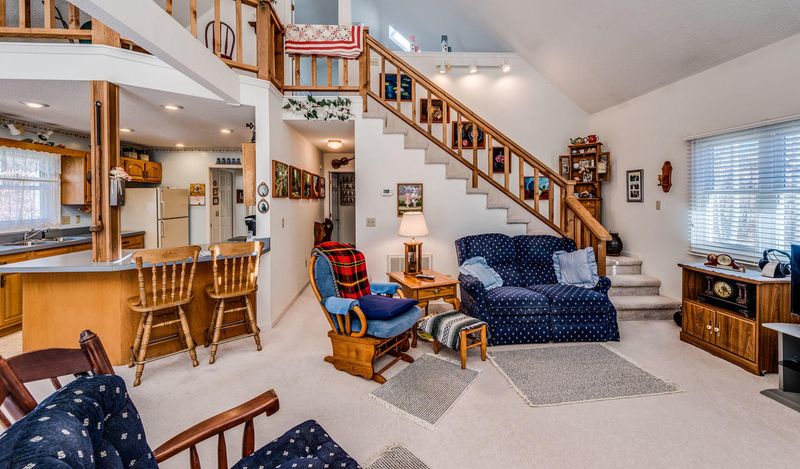 218 Lollar Pl, Monterey, TN 38574