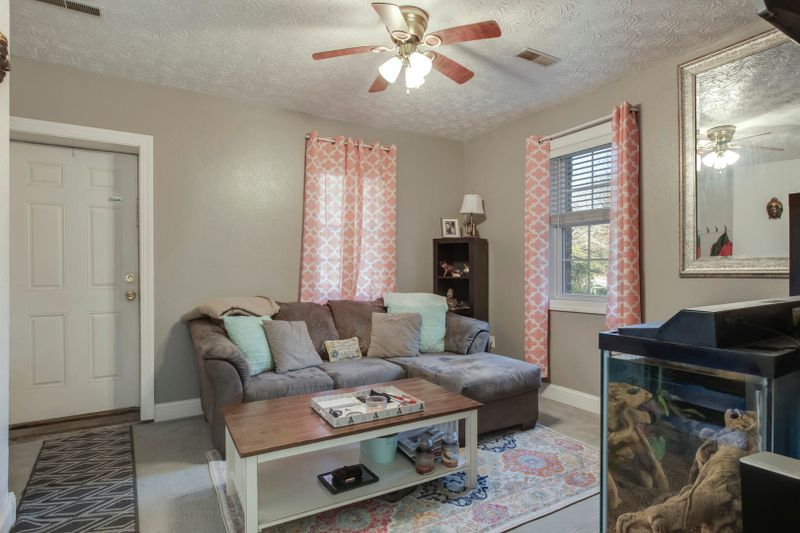 218 Love Rd, Sevierville, TN 37862