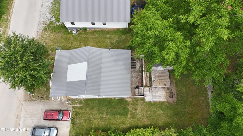 218 N Cross St, Oneida, TN 37841