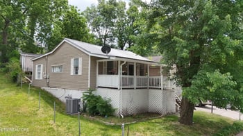 218 N Cross St, Oneida, TN 37841