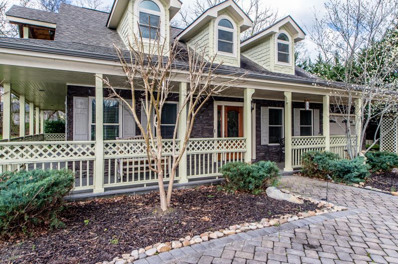 218 Spring Beauty Ln, Townsend, TN 37882