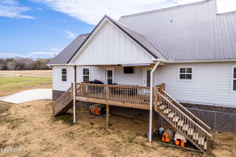 2180 Craigs Chapel Rd, Greenback, TN 37742