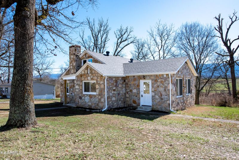2181- 2185 Ellejoy Rd, Walland, TN 37886
