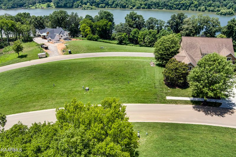 2181 Persimmon Rg, Loudon, TN 37774