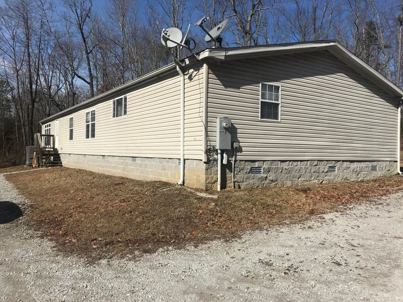 2184 Fall Creek Rd, Rockwood, TN 37854