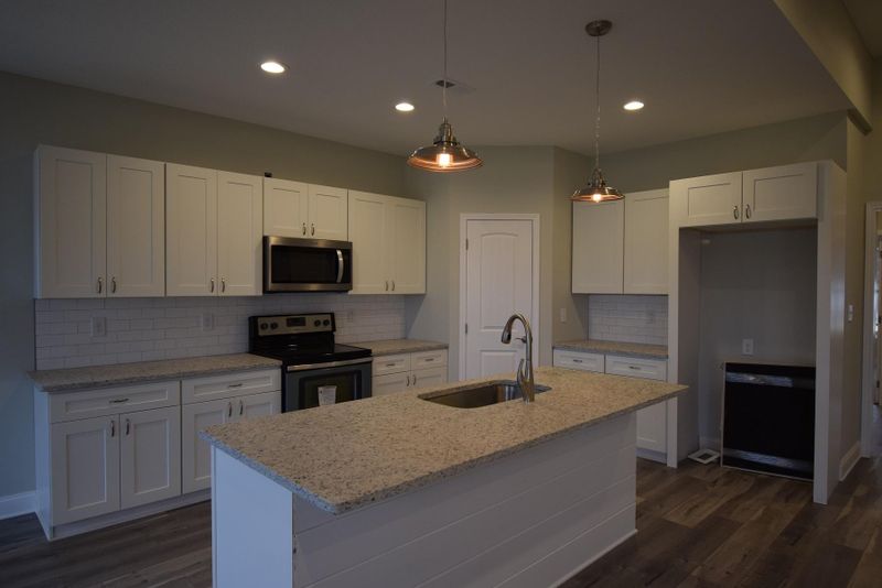 2184 Frewin Ct, Sevierville, TN 37876