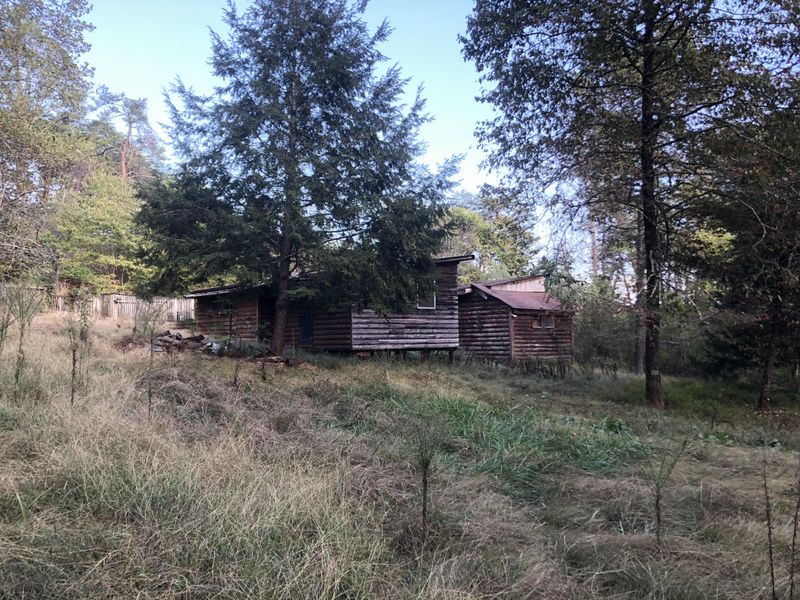 2185 Ballplay Rd, Madisonville, TN 37354