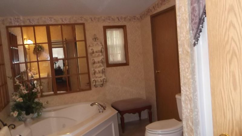 2186 Mabels Ln, Sevierville, TN 37876