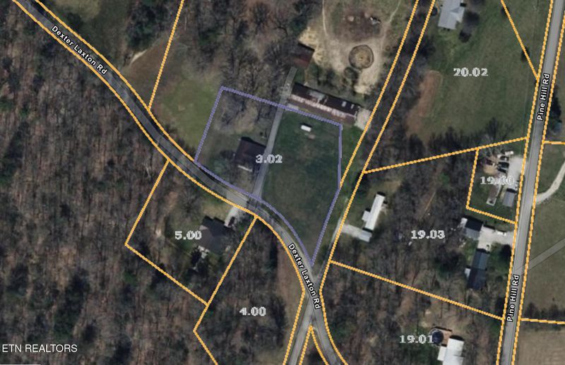 2187 Dexter Laxton Rd, Oneida, TN 37841