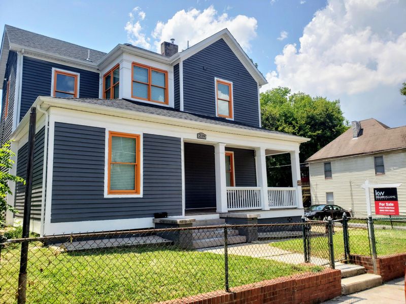 219 12th St, Knoxville, TN 37916