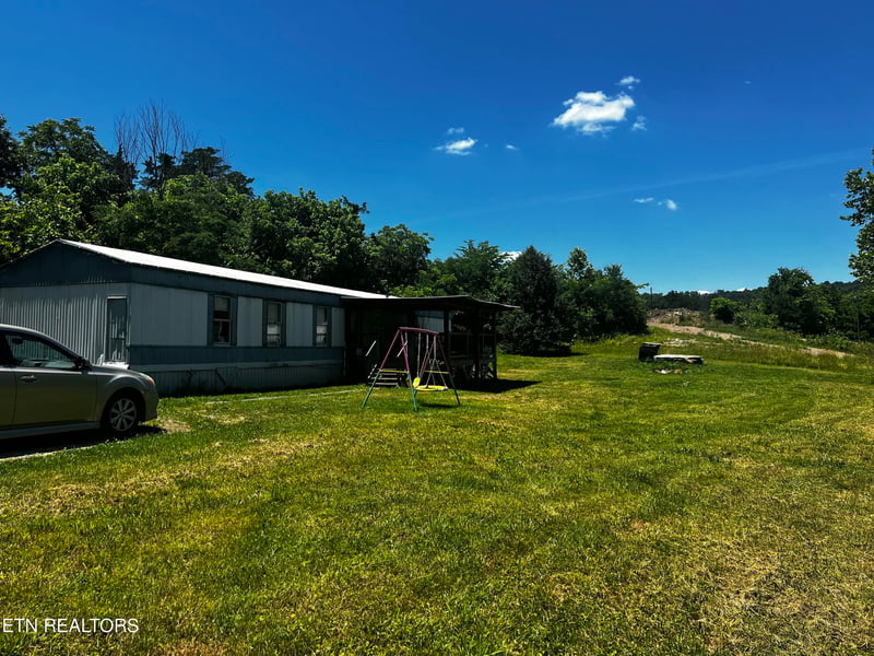 219 Cedar Ave, Luttrell, TN 37779