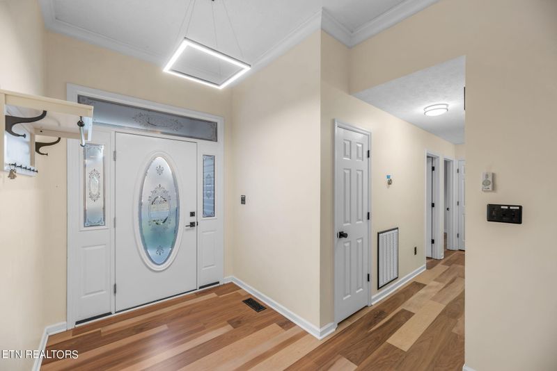 219 Hermitage Blvd, Oak Ridge, TN 37830