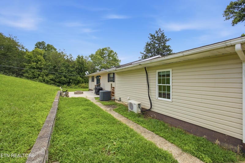 219 High Point Orchard Rd, Kingston, TN 37763