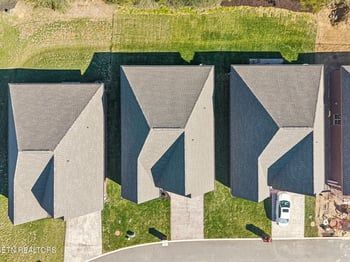 219 Lake View Point, Englewood, TN 37329