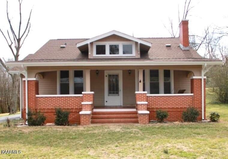219 Lonas Dr, Maryville, TN 37803