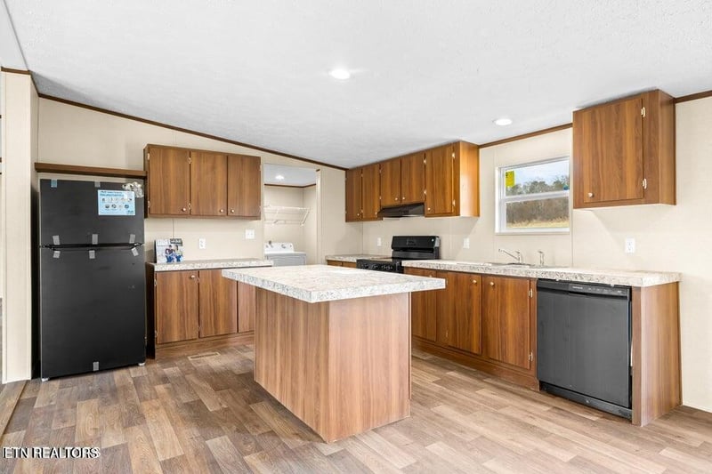 219 Nancy Marie Way, Sunbright, TN 37872
