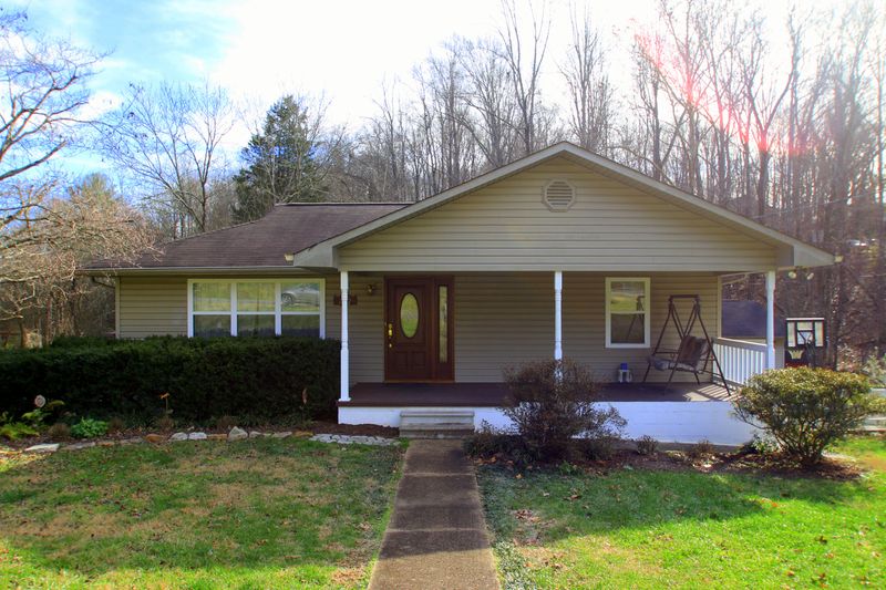 219 Oak Rd, Powell, TN 37849