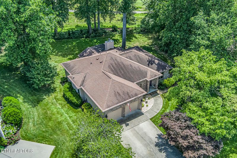 219 Oligi Cir, Loudon, TN 37774