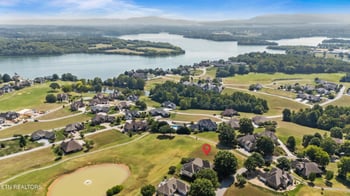 219 Osprey Cir, Vonore, TN 37885