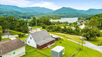 219 Patty Hill Rd, Caryville, TN 37714