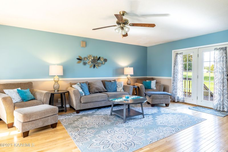 219 Pecan Cir, Corryton, TN 37721