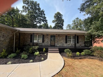 219 Scenic View Dr, Clinton, TN 37716