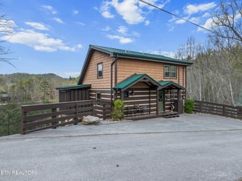 219 Tolliver Tr, Townsend, TN 37882