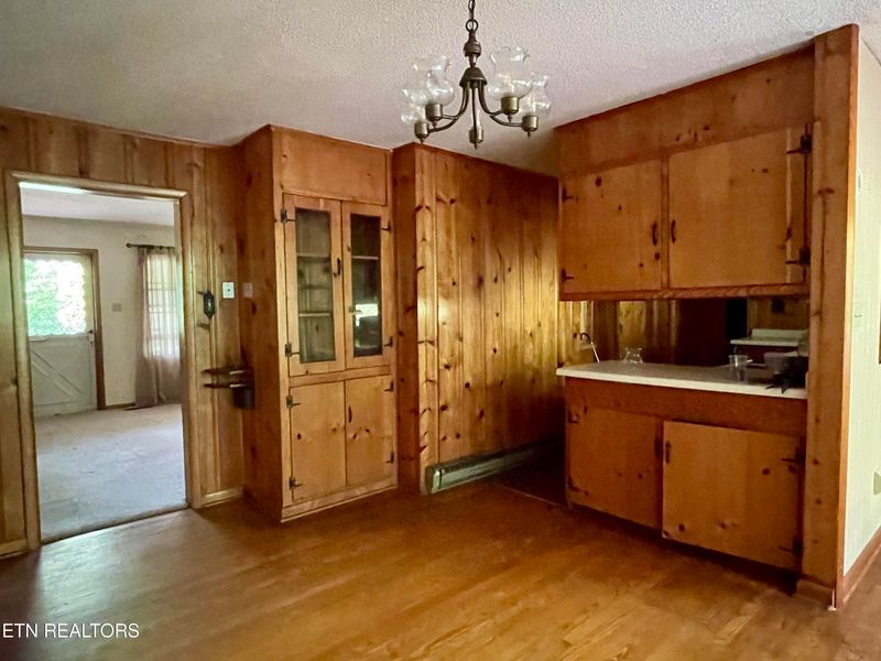 22 Hilltop Pl, Norris, TN 37828