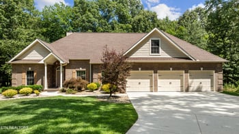 22 King John Ln, Fairfield Glade, TN 38558