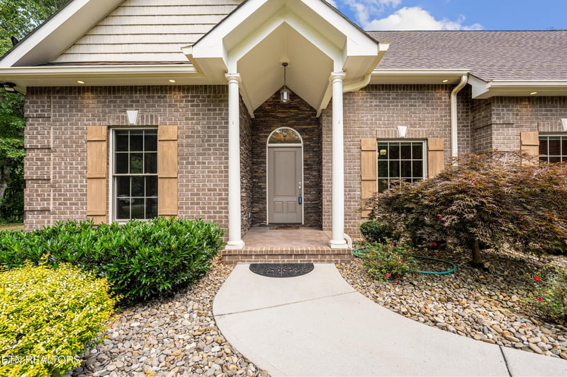 22 King John Ln, Fairfield Glade, TN 38558