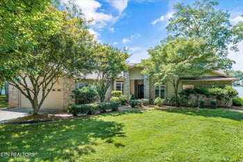 22 Meadowlark Cir, Crossville, TN 38558