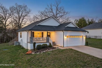 22 Patrick Dr, Crossville, TN 38555
