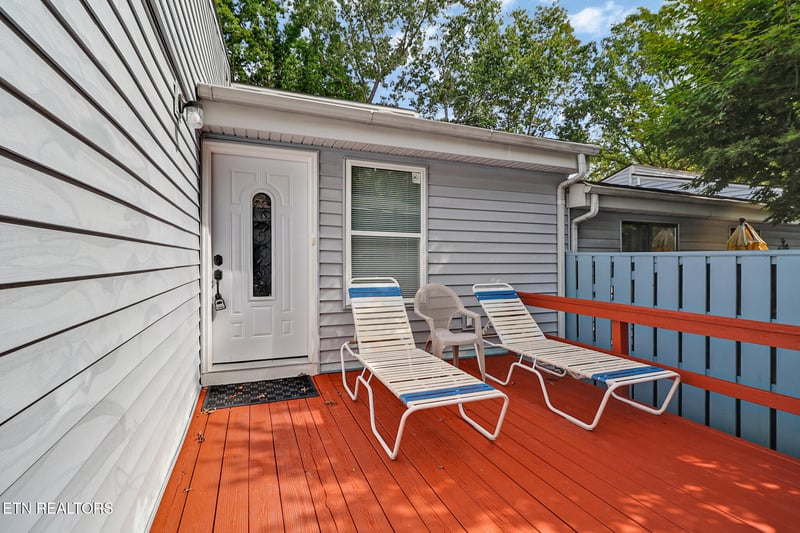 22 Woodland Ter, Crossville, TN 38558