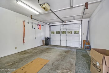 22 Woodland Ter, Crossville, TN 38558