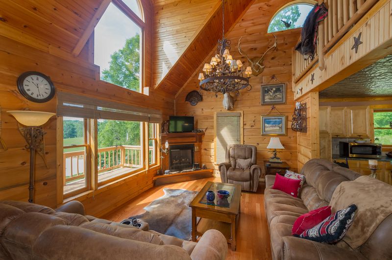 220 County Road 601, Athens, TN 37303