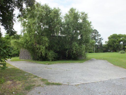220 Dawson St, Vonore, TN 37885