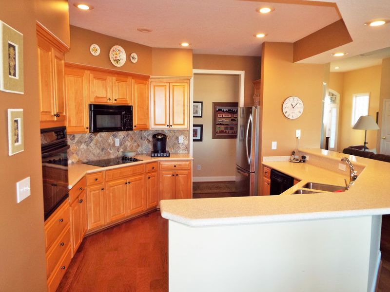 220 Kingbird Dr, Vonore, TN 37885