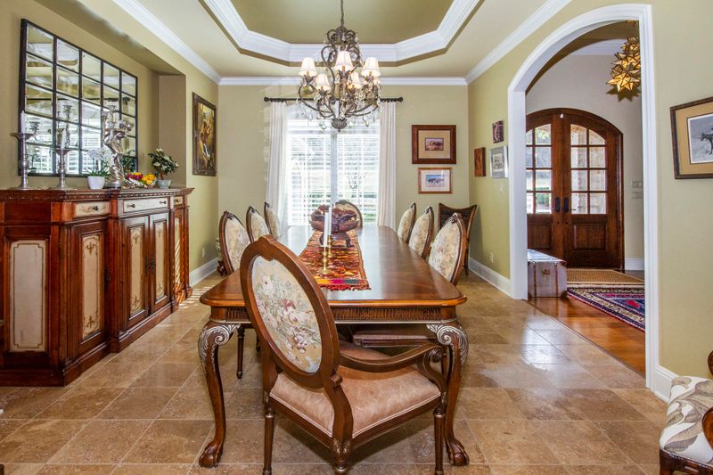220 Marsh Hawk Dr, Vonore, TN 37885