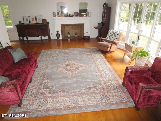 220 Mountainview Dr, Rutledge, TN 37861