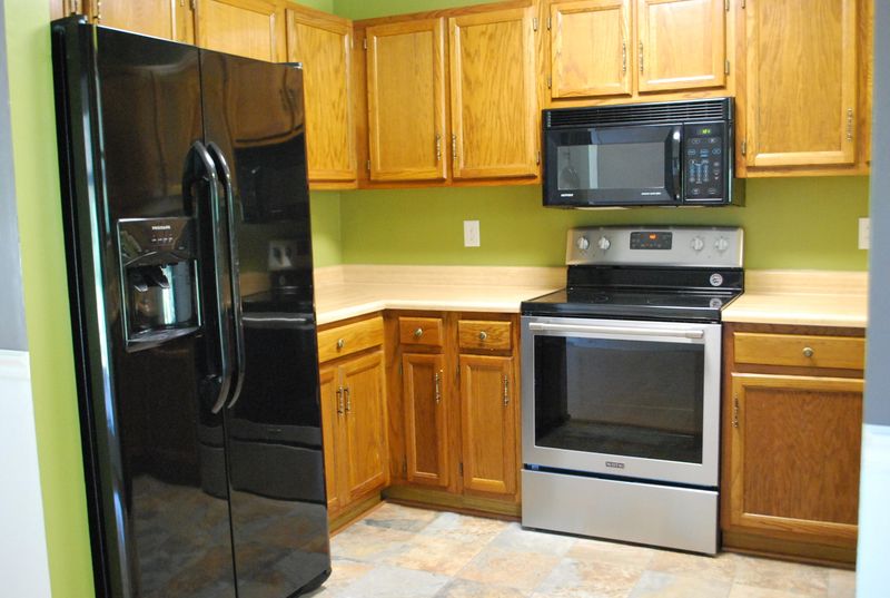 220 Rivers Edge Ln, Sevierville, TN 37862