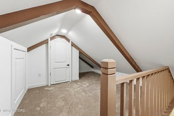 220 Three Point Rd, Vonore, TN 37885