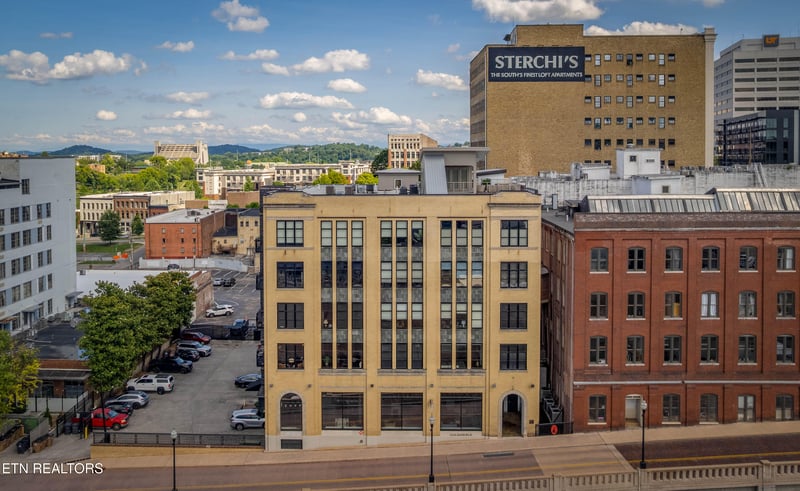 220 W Jackson Ave #102, Knoxville, TN 37902