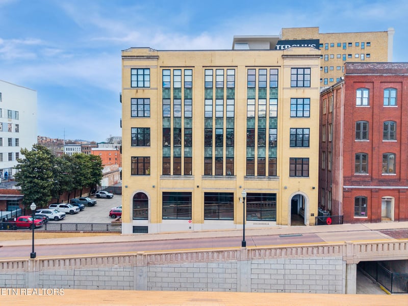 220 W Jackson Ave #205, Knoxville, TN 37902