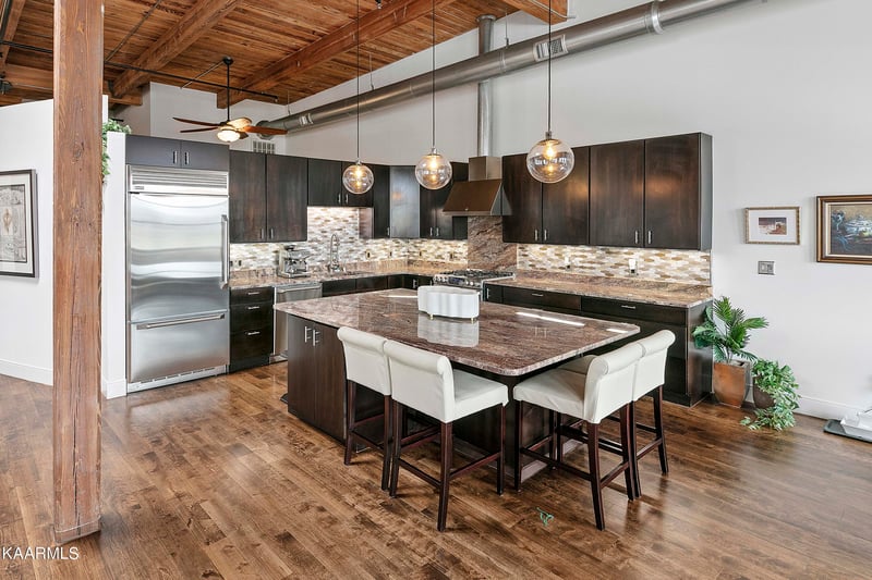 220 W Jackson Ave #501, Knoxville, TN 37902