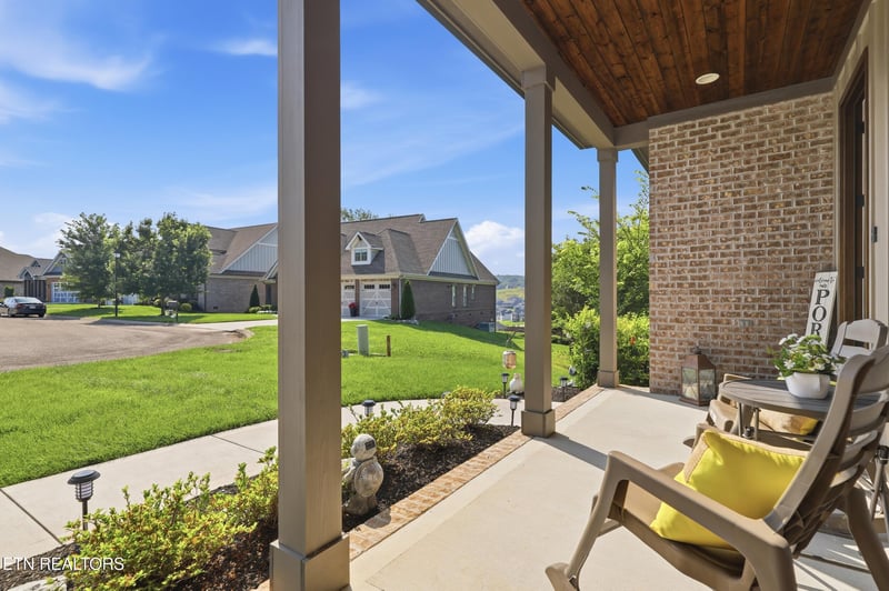 2200 Misty Mountain Cir, Knoxville, TN 37932