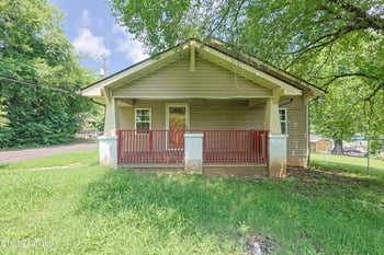 2201 Barker Ave, Knoxville, TN 37915